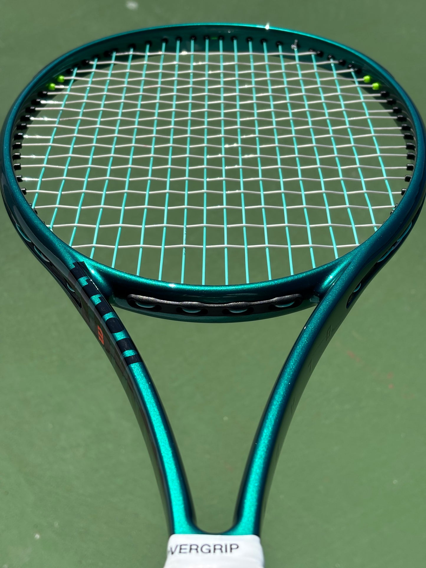 Stefanos Tsitsipas Personal Wilson Pro Stock Blade 98 V10 (18x19)